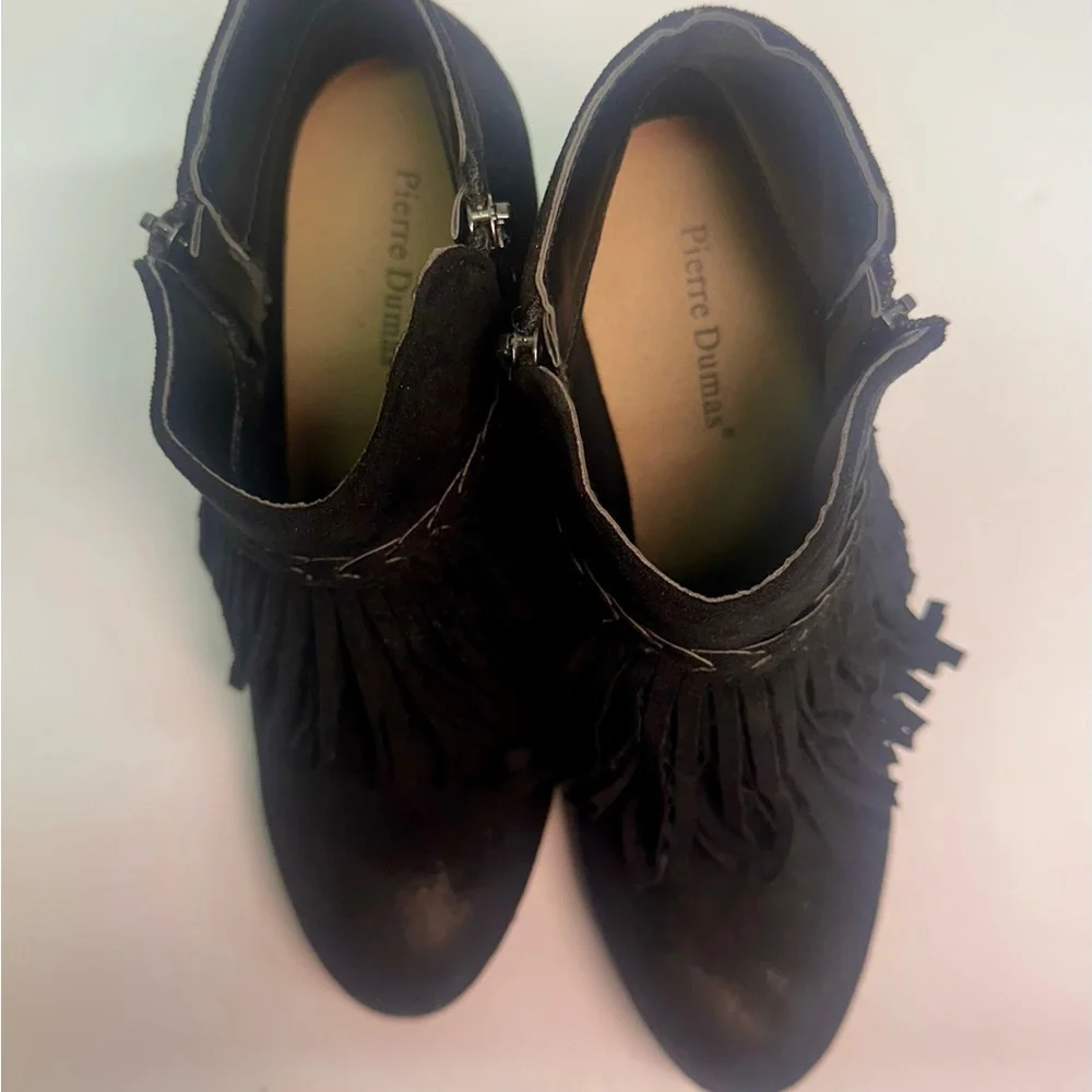 Pierre Dumas Black Fringe Ankle Booties size 10
